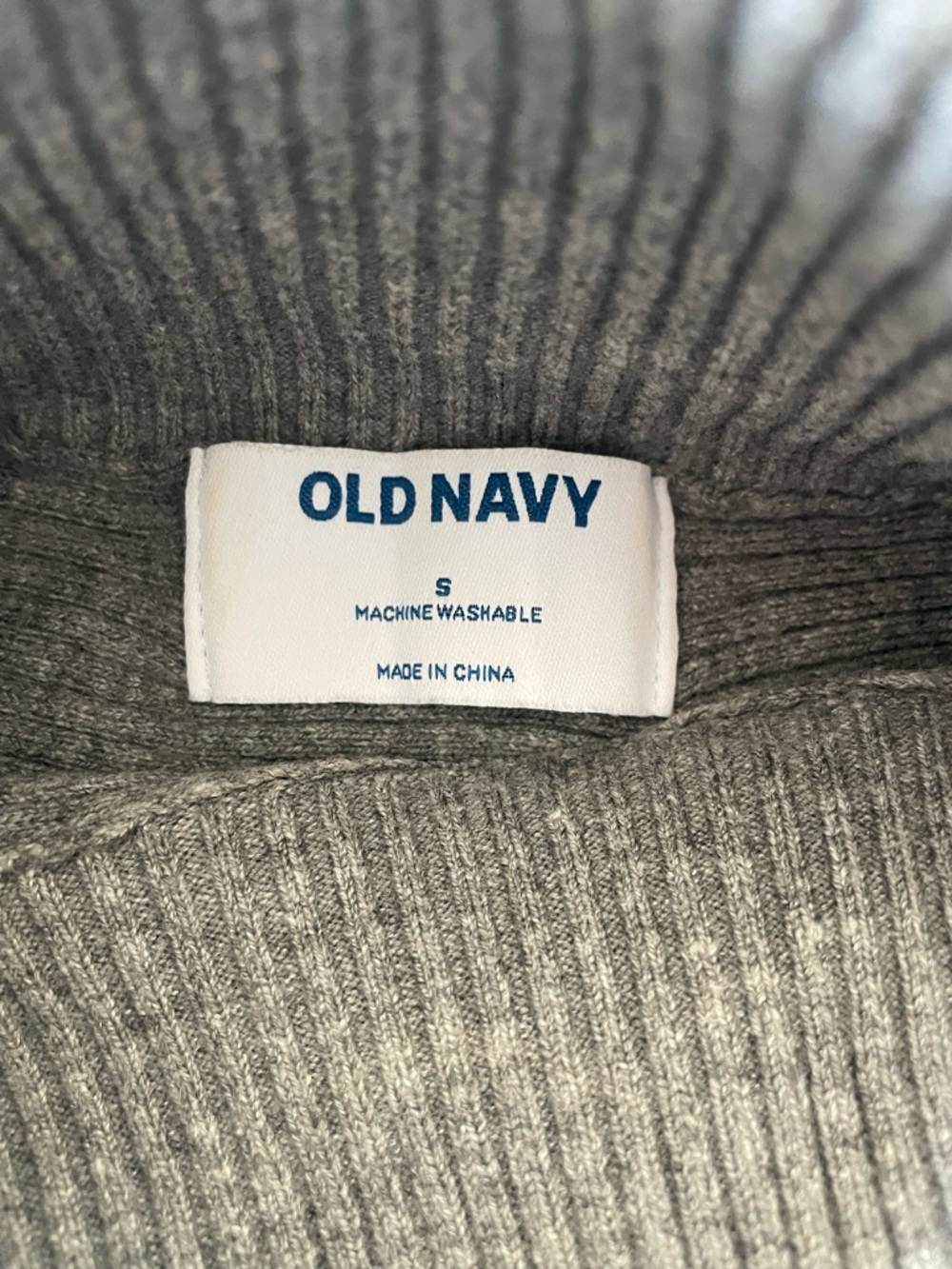 Sweater bundle! 3 sweaters, Old Navy & Universal Threads, XS/Small - Picture 7 of 9